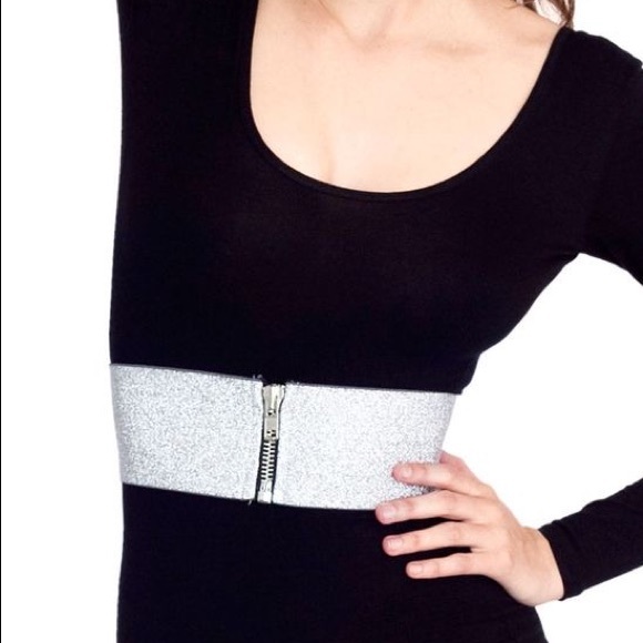 American Apparel Black Wide Elastic Zipper Belt - Picture 3 of 7